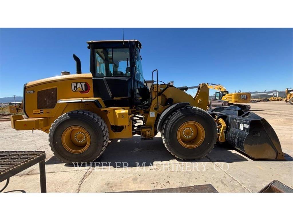 CAT 926M QC Фронтальные погрузчики