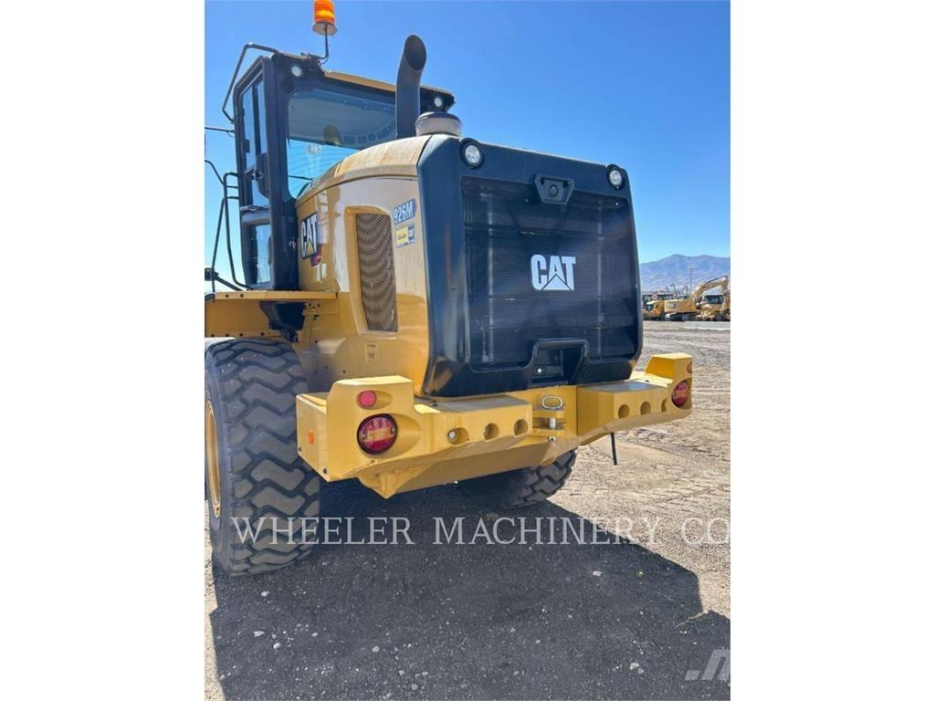 CAT 926M QC 3V Фронтальные погрузчики