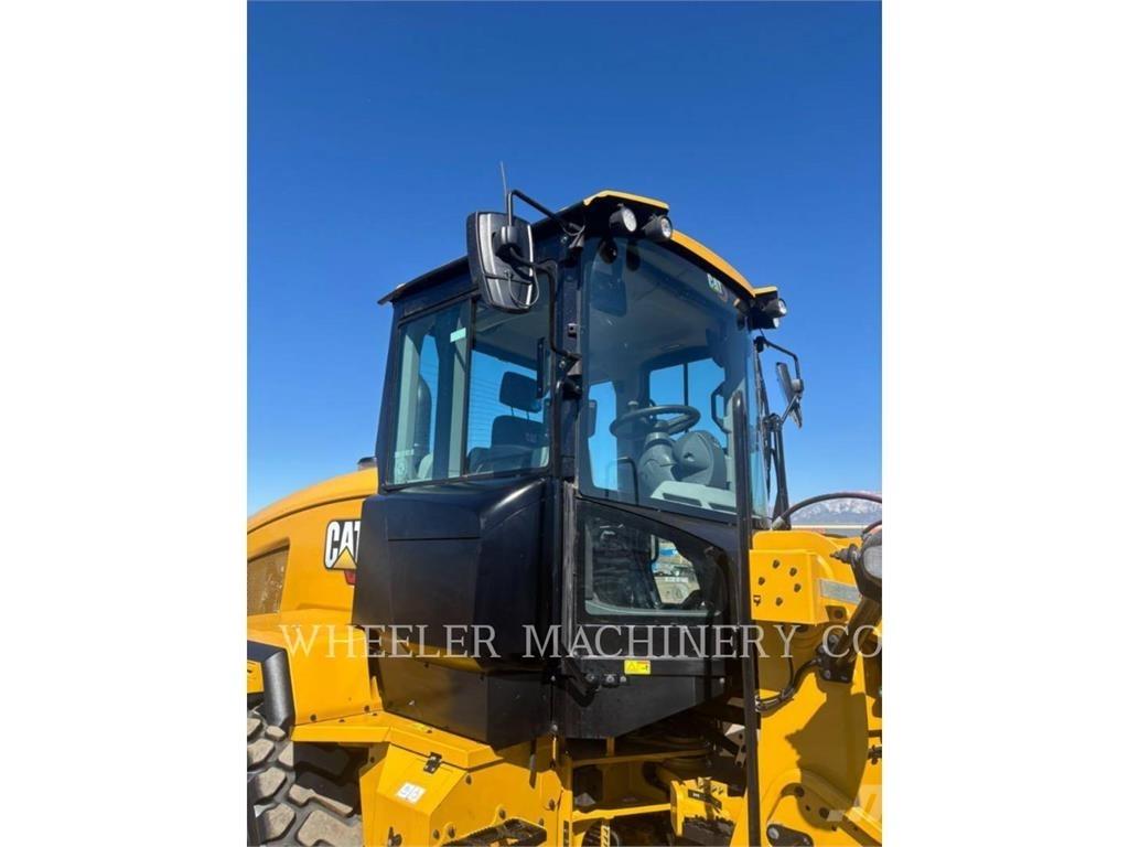 CAT 926M QC 3V Фронтальные погрузчики