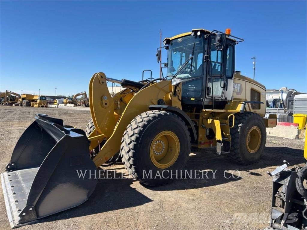 CAT 926M QC 3V Фронтальные погрузчики