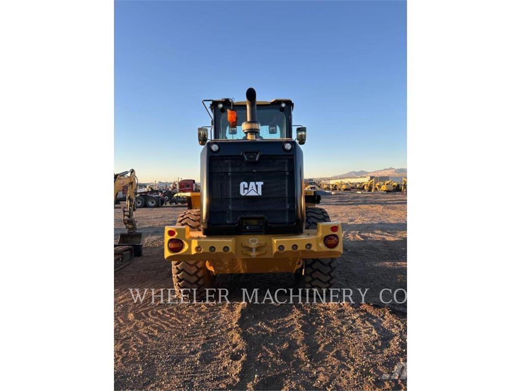 CAT 926M QC 3V Фронтальные погрузчики