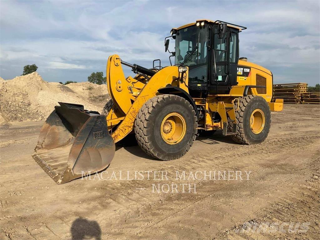 CAT 926M RQ Фронтальные погрузчики