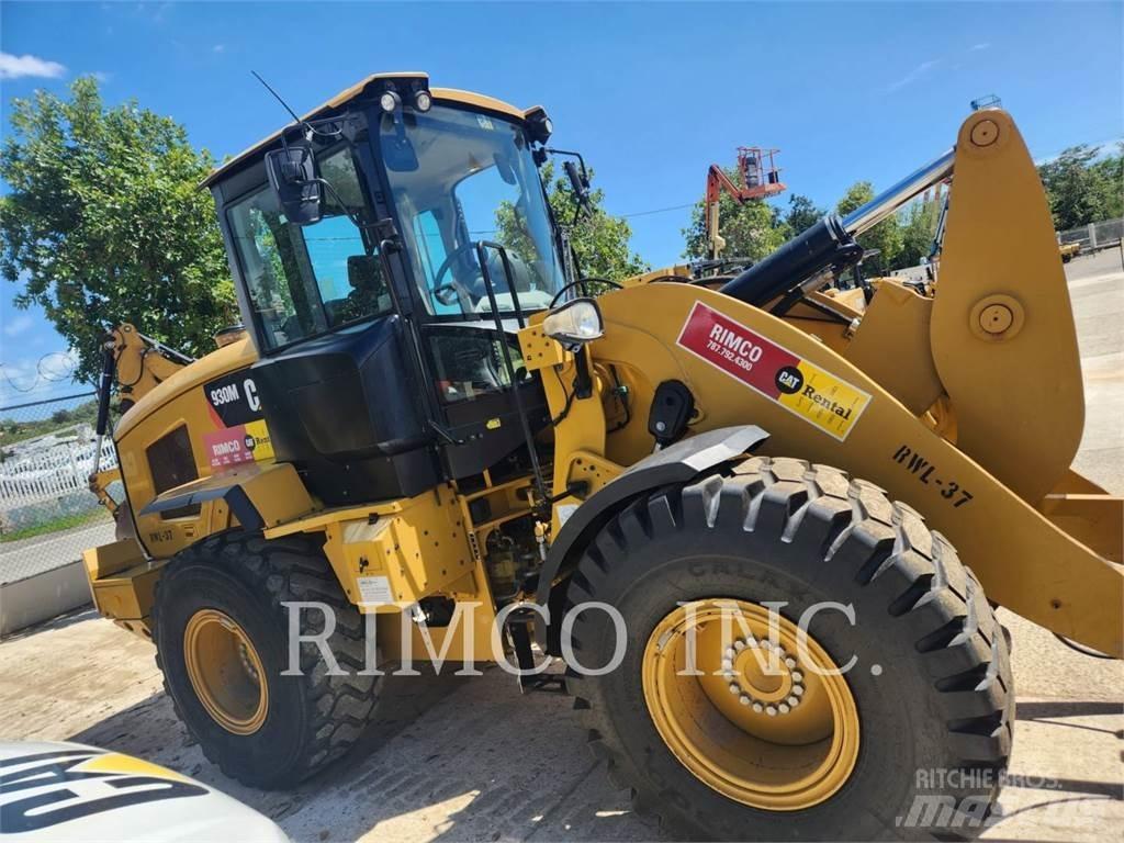 CAT 930 Фронтальные погрузчики