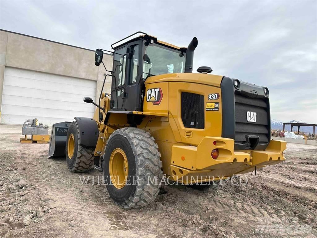 CAT 930 QC Фронтальные погрузчики