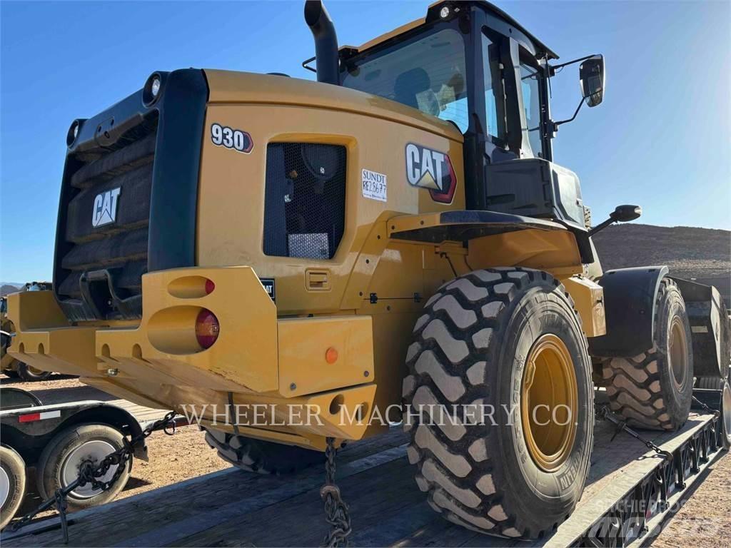 CAT 930 QC Фронтальные погрузчики