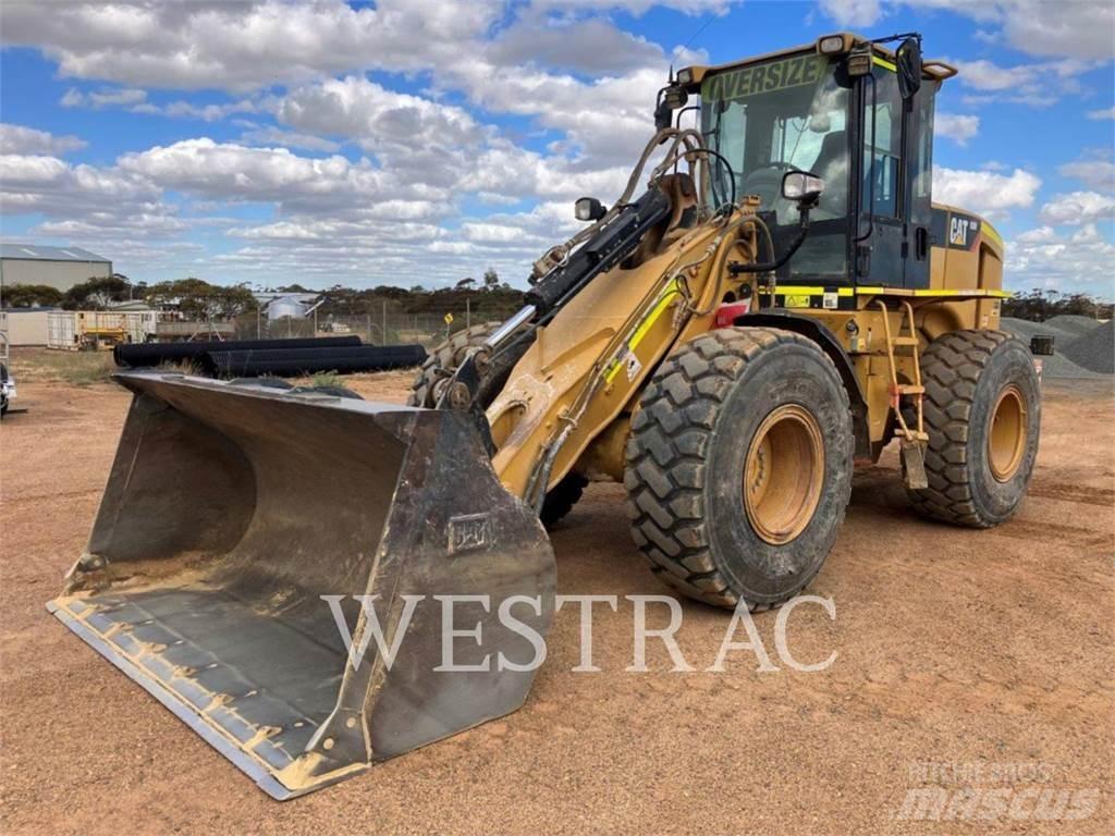 CAT 930H Фронтальные погрузчики