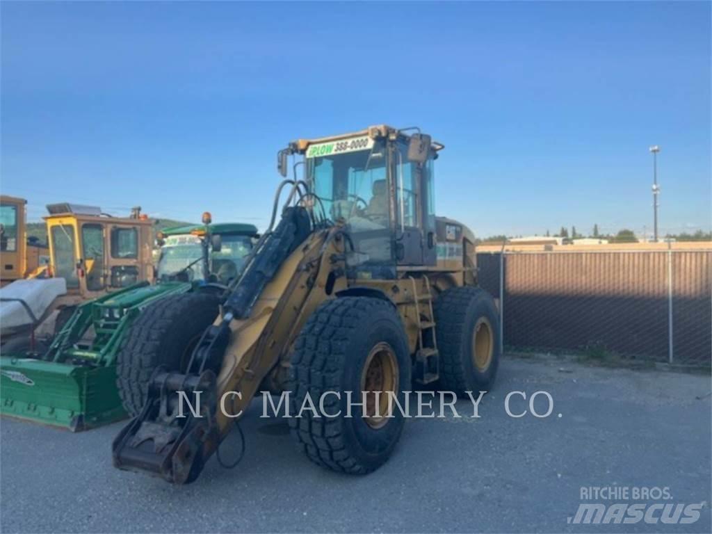 CAT 930H Фронтальные погрузчики