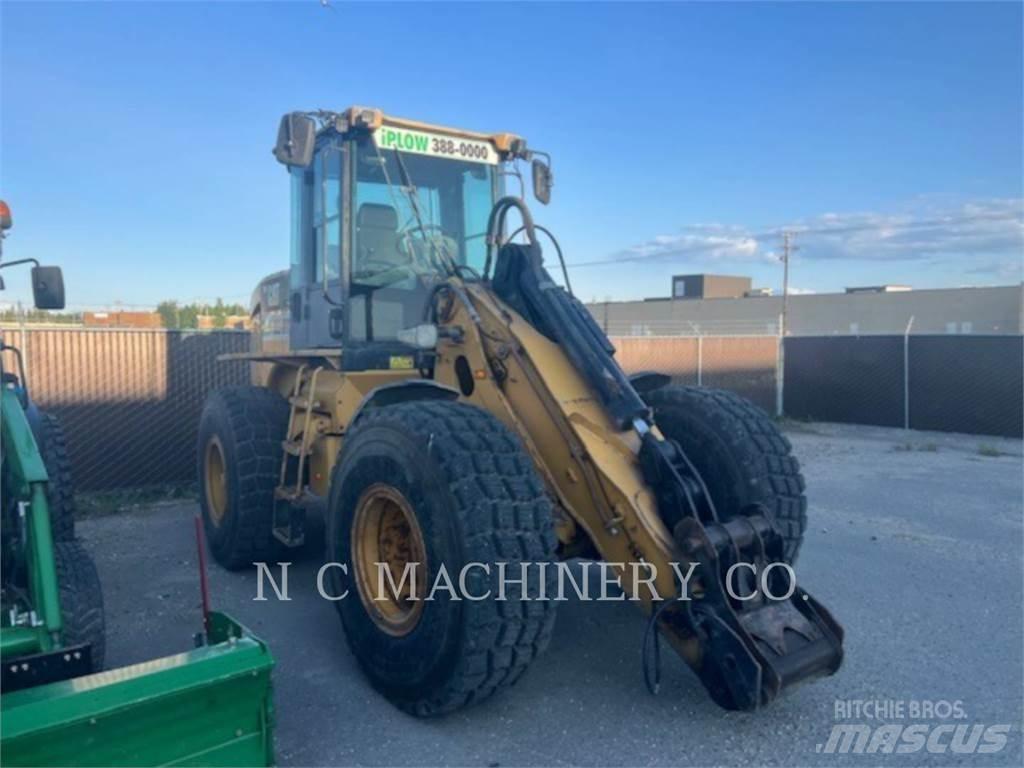 CAT 930H Фронтальные погрузчики