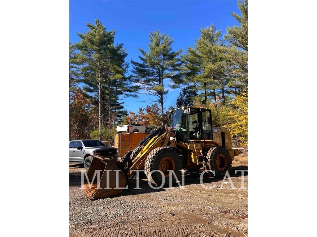 CAT 930H Фронтальные погрузчики