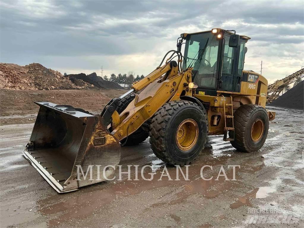 CAT 930HIT Фронтальные погрузчики