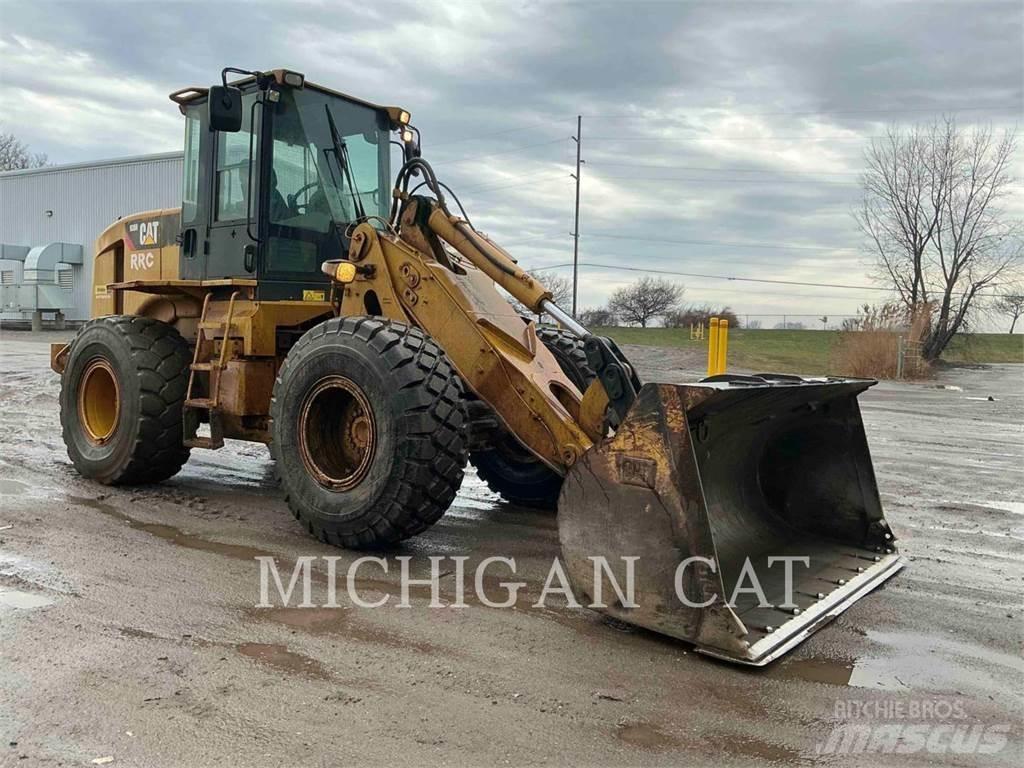 CAT 930HIT Фронтальные погрузчики