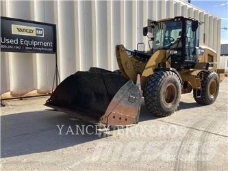 CAT 930M Фронтальные погрузчики