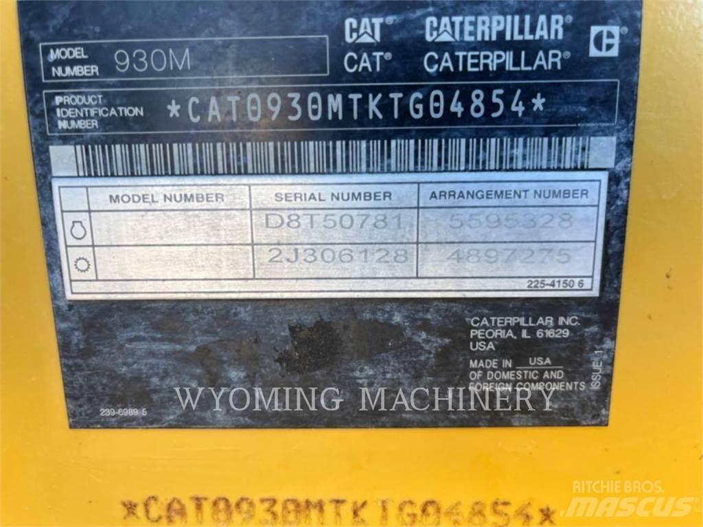 CAT 930M Фронтальные погрузчики