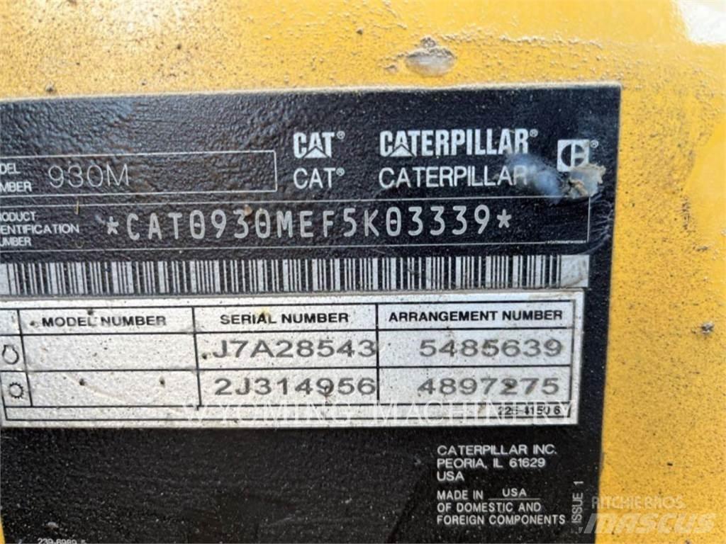 CAT 930M Фронтальные погрузчики