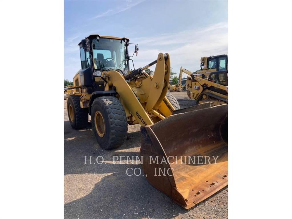 CAT 930M Фронтальные погрузчики