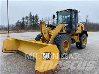 CAT 930M Фронтальные погрузчики