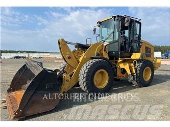 CAT 930M Фронтальные погрузчики