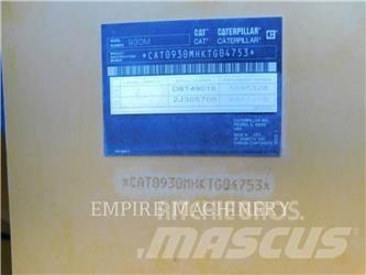 CAT 930M Фронтальные погрузчики
