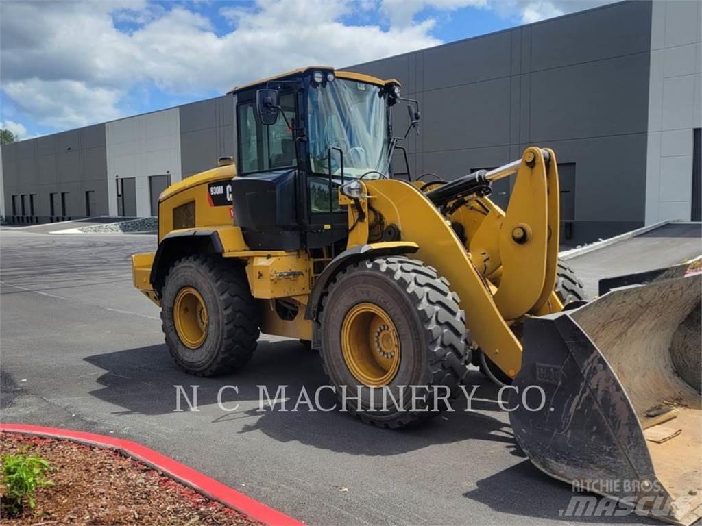 CAT 930M Фронтальные погрузчики