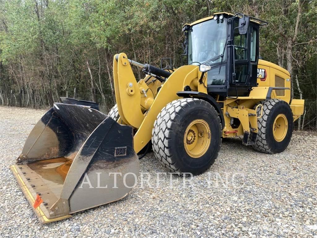 CAT 930M Гусеничные бульдозеры