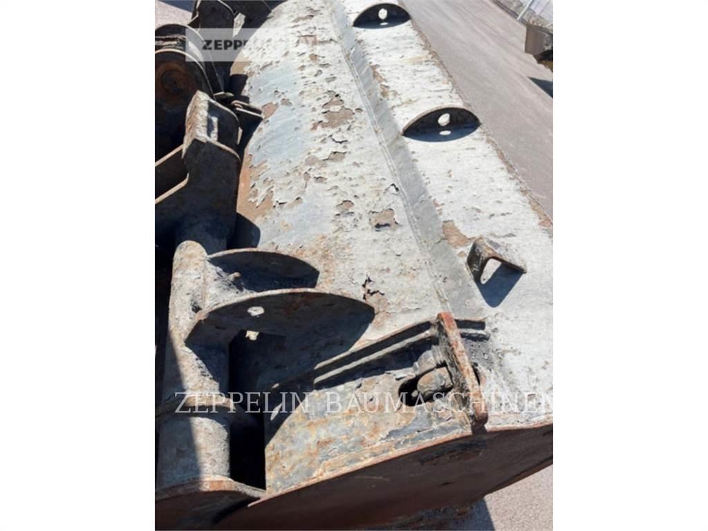 CAT 930M Фронтальные погрузчики