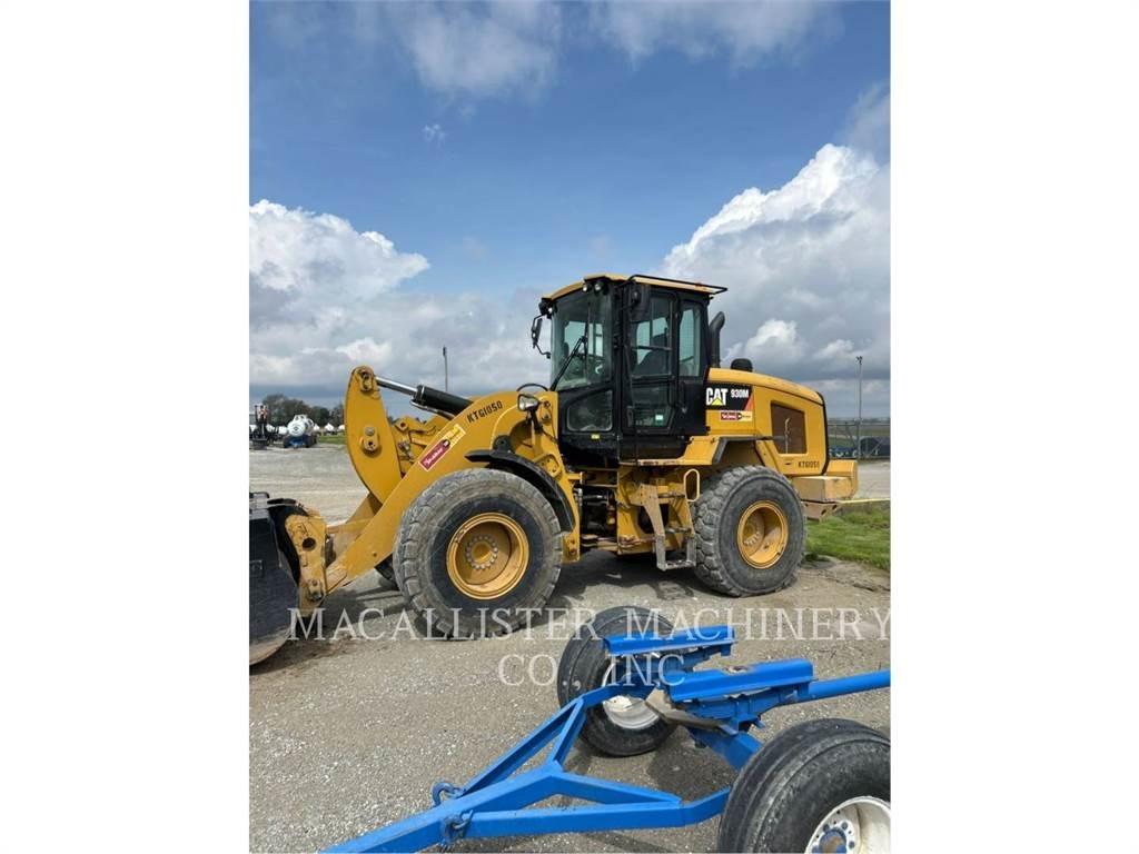 CAT 930M Фронтальные погрузчики