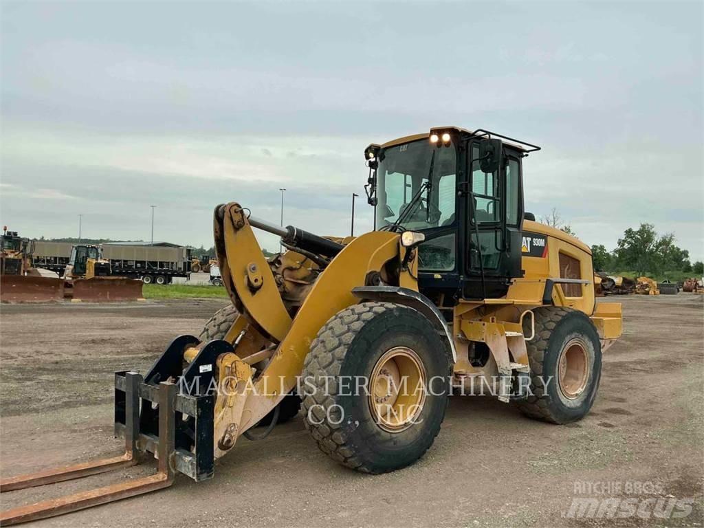 CAT 930M Фронтальные погрузчики
