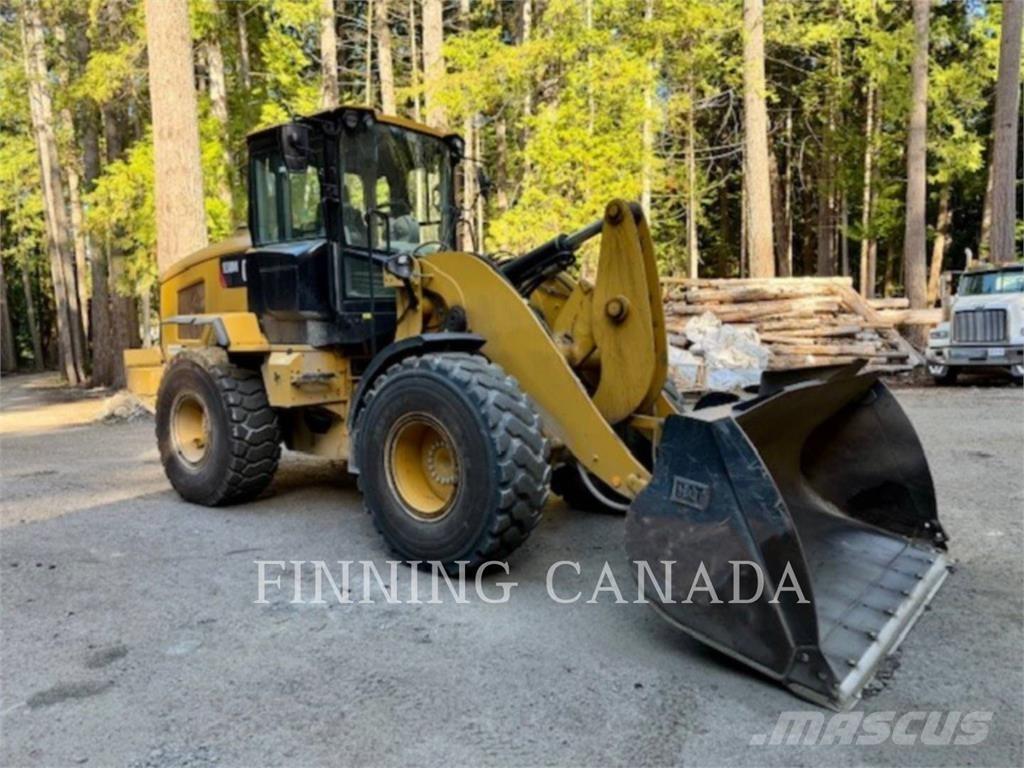CAT 930M Фронтальные погрузчики