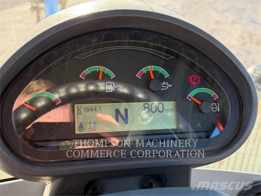 CAT 930M Фронтальные погрузчики