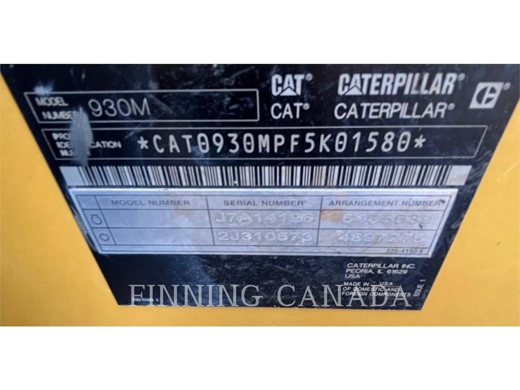 CAT 930M Фронтальные погрузчики