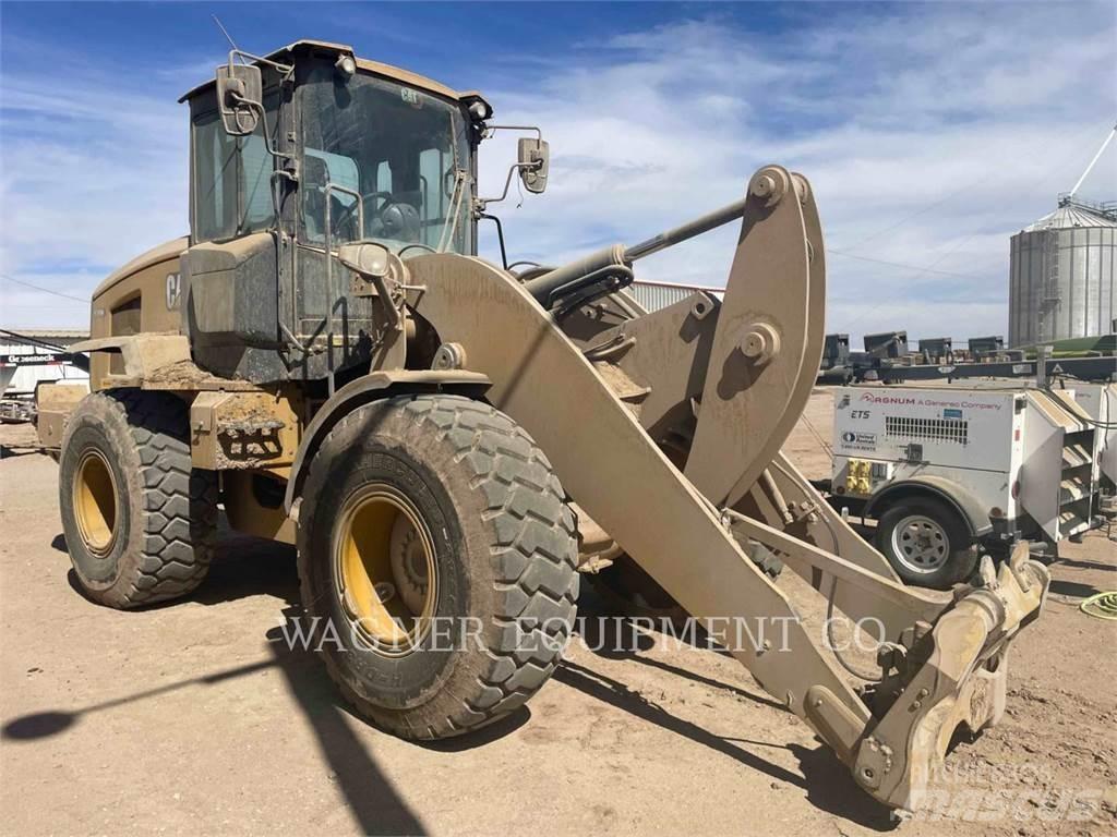 CAT 930M AG HL Фронтальные погрузчики