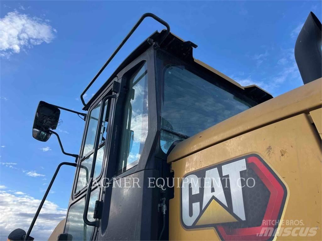 CAT 930M AG HL Фронтальные погрузчики