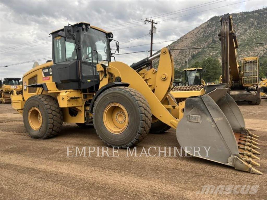 CAT 930M FC Фронтальные погрузчики