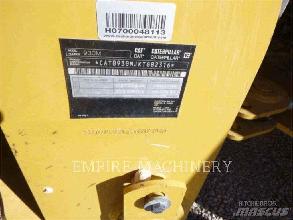 CAT 930M FC Фронтальные погрузчики