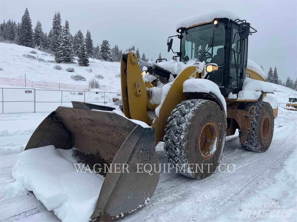 CAT 930M FC Фронтальные погрузчики