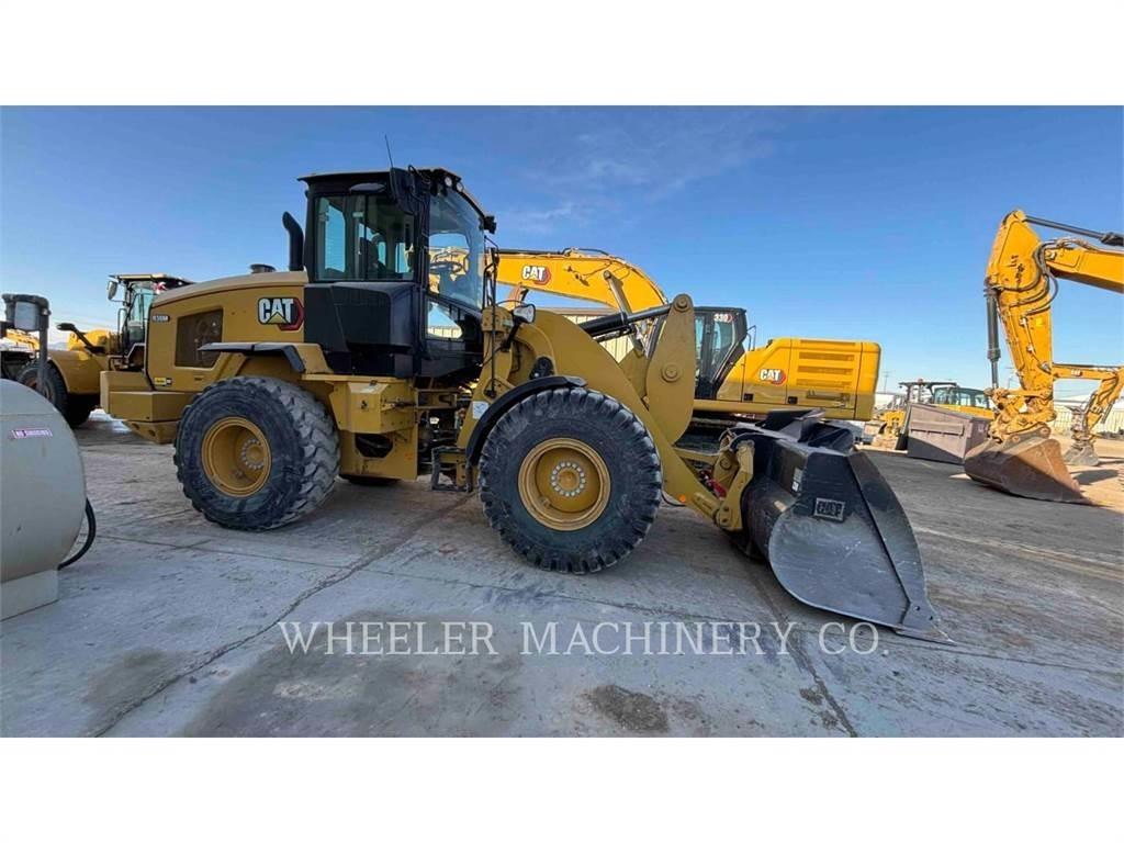 CAT 930M QC Фронтальные погрузчики