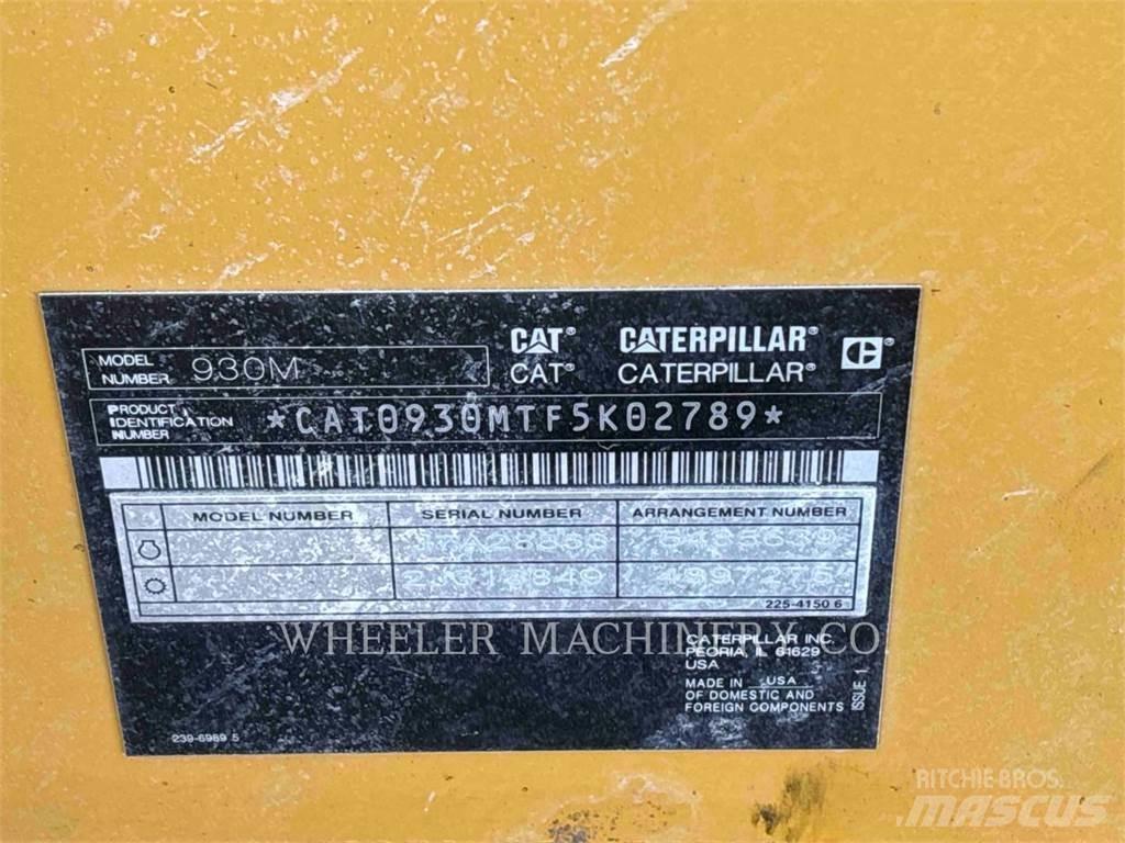 CAT 930M QC Фронтальные погрузчики