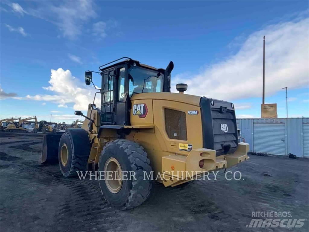 CAT 930M QC Фронтальные погрузчики