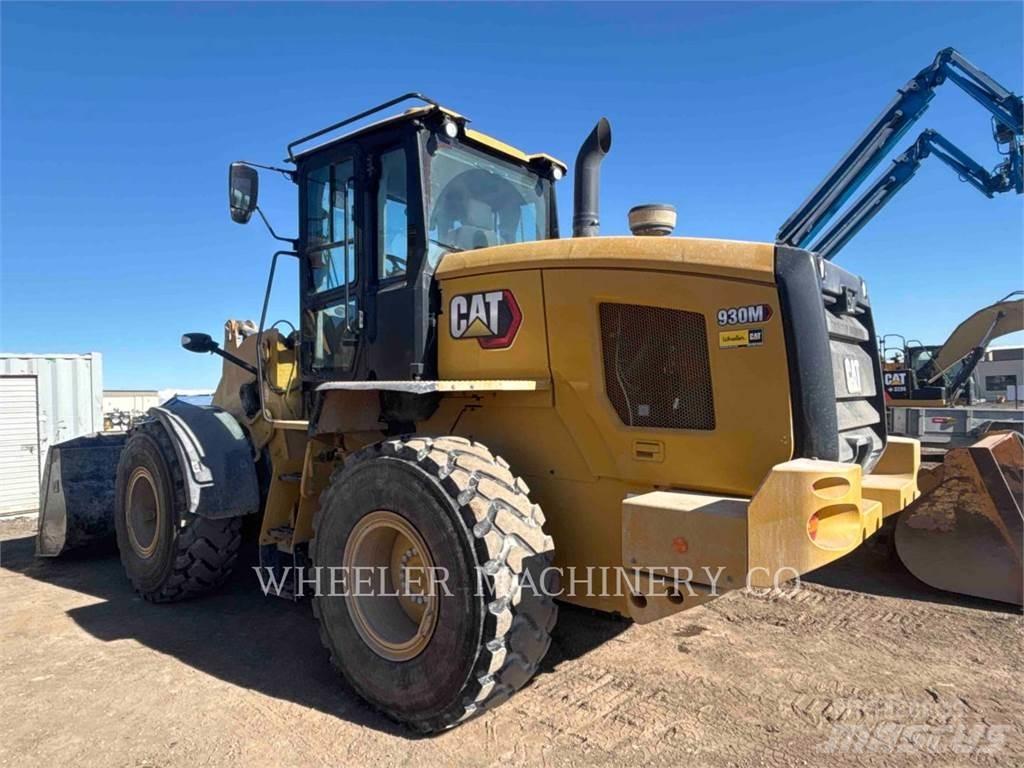 CAT 930M QC Фронтальные погрузчики