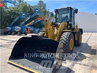 CAT 930MQC Фронтальные погрузчики