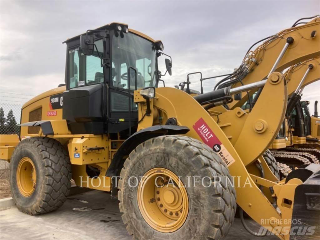 CAT 938 Фронтальные погрузчики