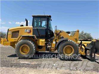CAT 938 Фронтальные погрузчики