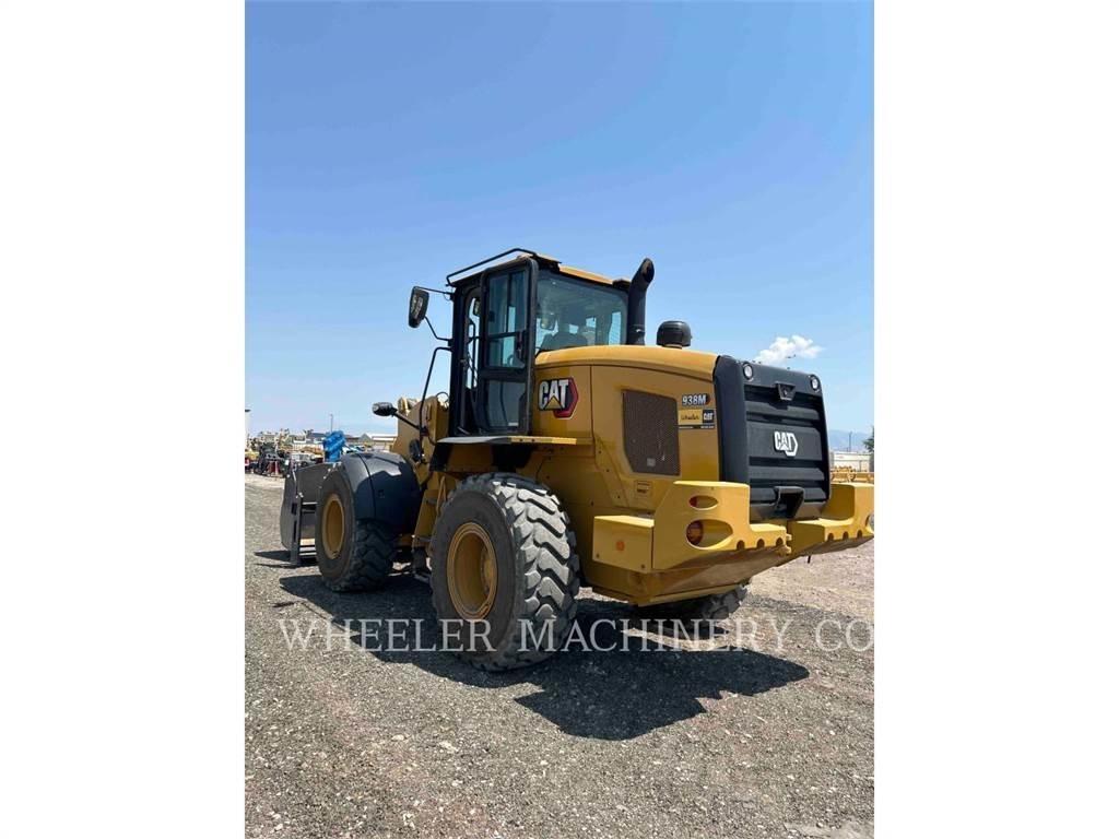 CAT 938 Фронтальные погрузчики