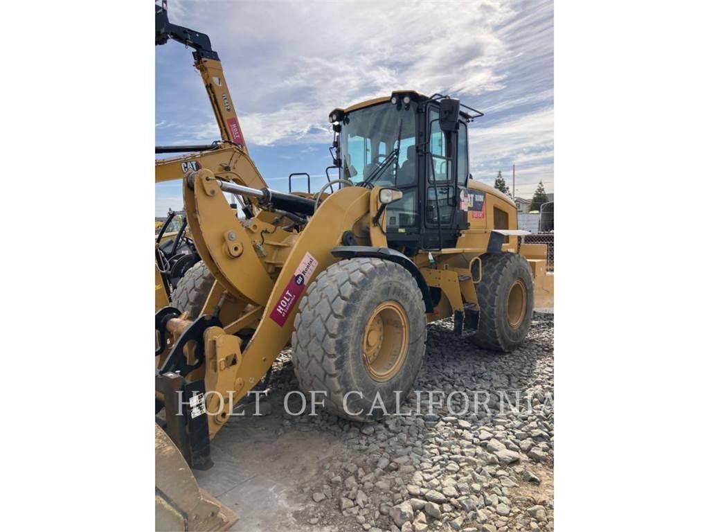 CAT 938 Фронтальные погрузчики