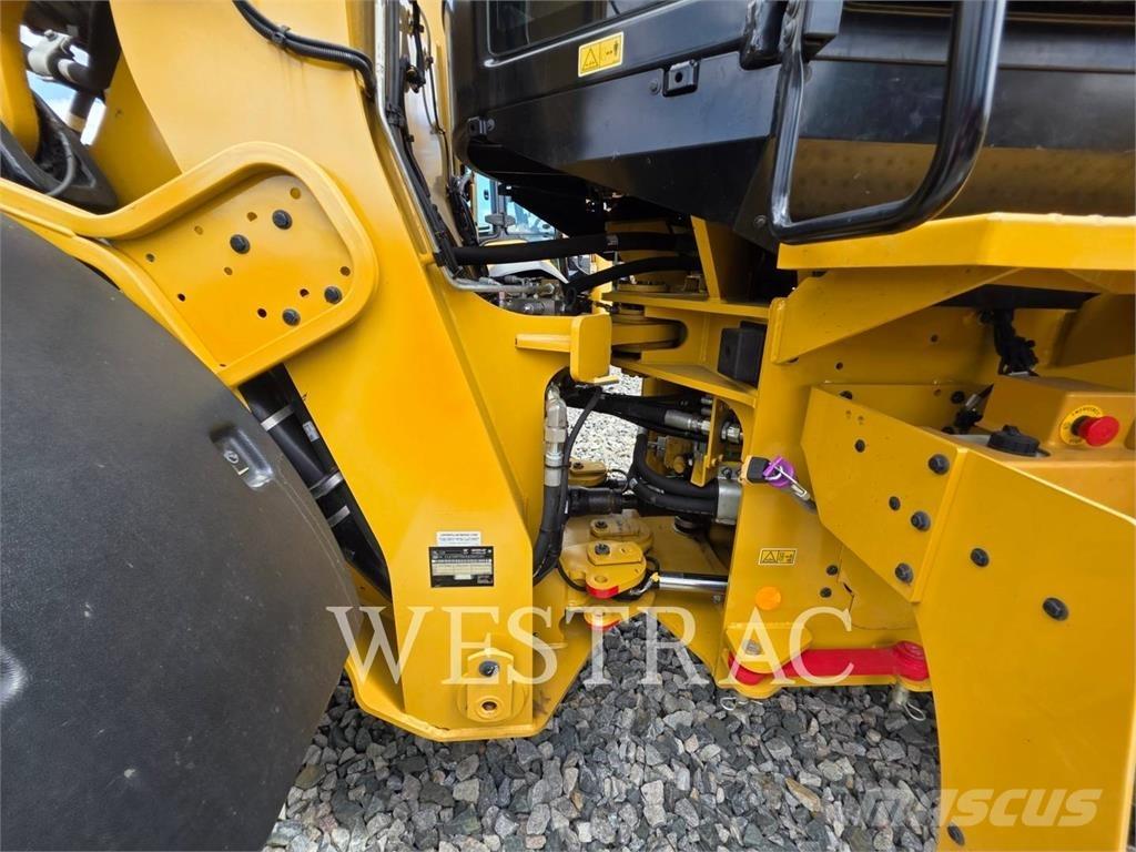 CAT 938-14LRC Фронтальные погрузчики