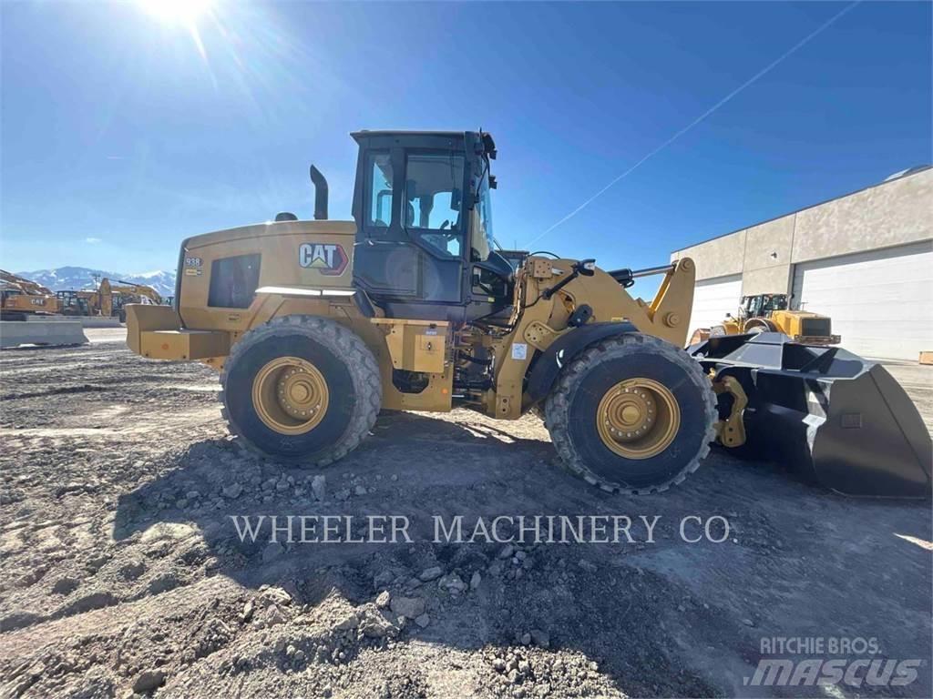 CAT 938 QC Фронтальные погрузчики