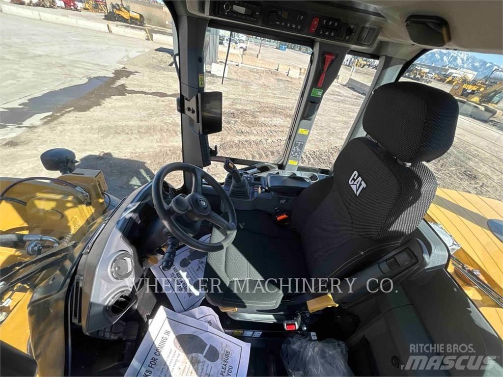 CAT 938 QC Фронтальные погрузчики