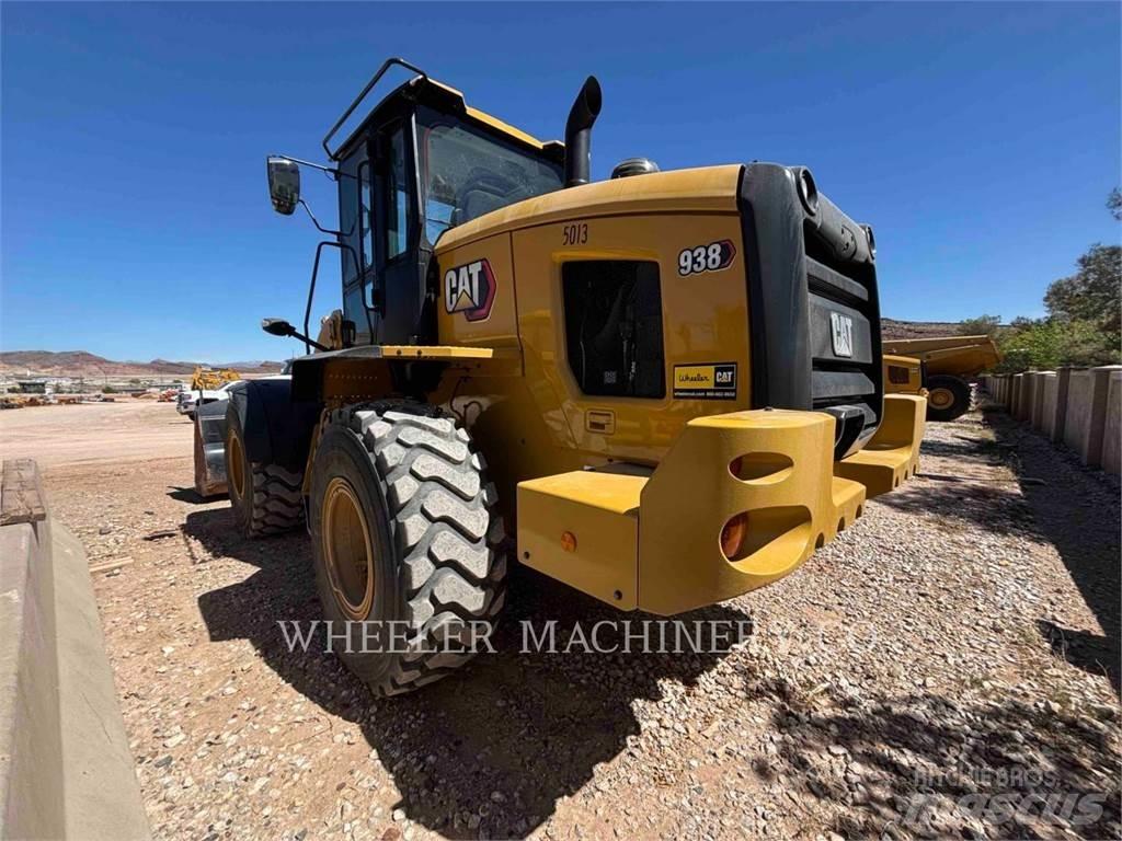 CAT 938 QC Фронтальные погрузчики