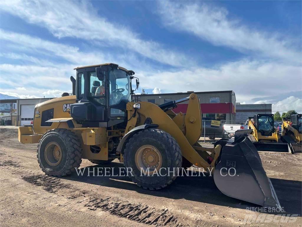 CAT 938 QC Фронтальные погрузчики