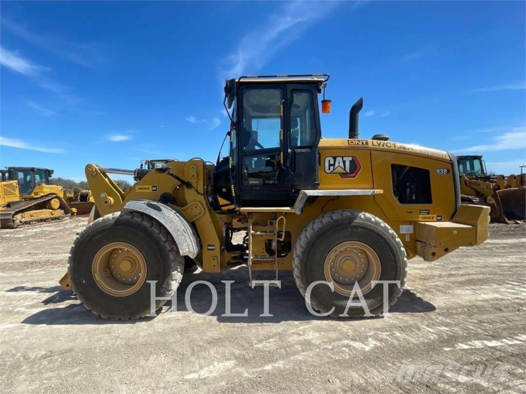 CAT 938 QC Фронтальные погрузчики